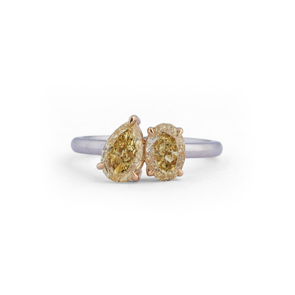 Pear & Oval Toi et Moi Lab-Grown Diamond Ring - front view