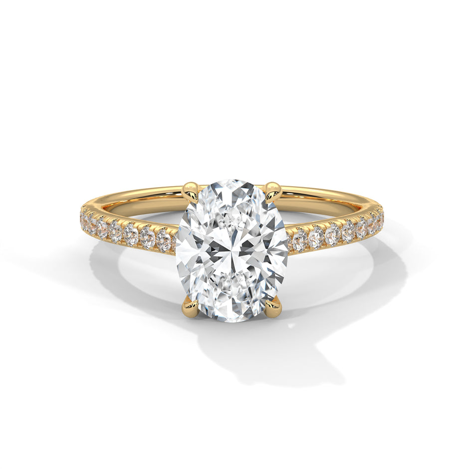 2 Carat Oval Shape Sparkling Lab Diamond Engagement Ring
