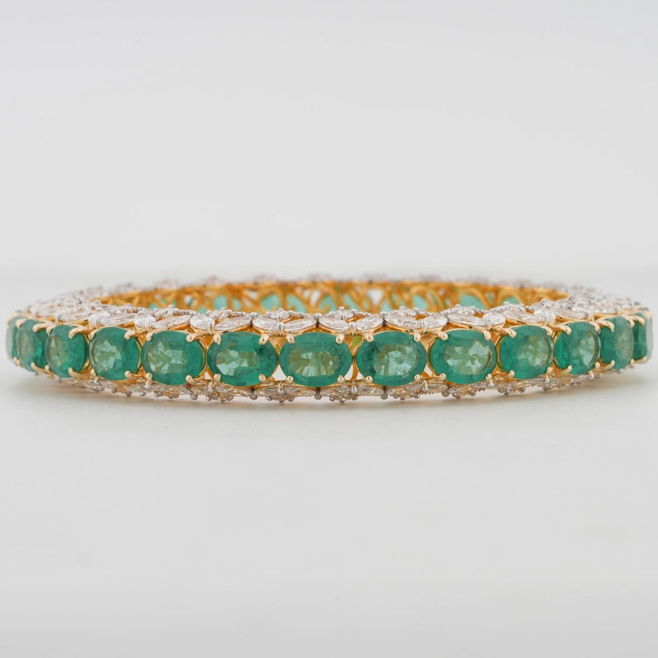 18.86 Ct Mixed-Cut Lab-Grown Diamond with 39.9 Ct Lab-Grown Colourstone Bangle — view 2