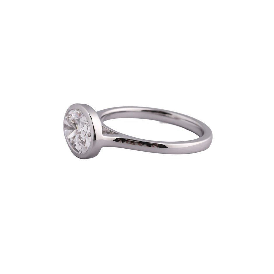 Linea East-West Oval Bezel Ring — view 2