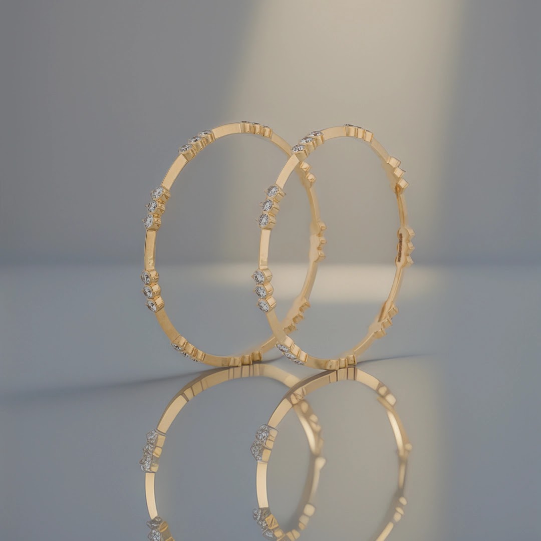9.16 Ct Round Lab-Grown Diamond Bangle — view 1