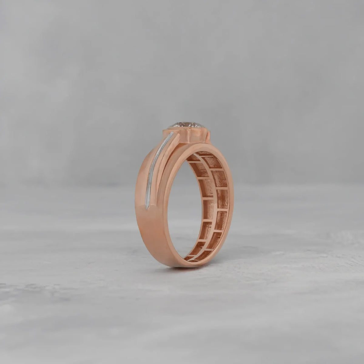 Monarch Round Bezel Groove Signet Ring — profile view