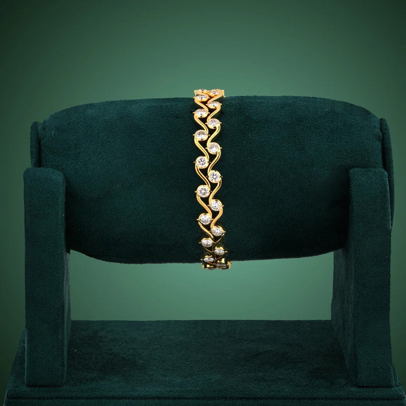 9.17 Ct Round Lab-Grown Diamond Bangle — view 1