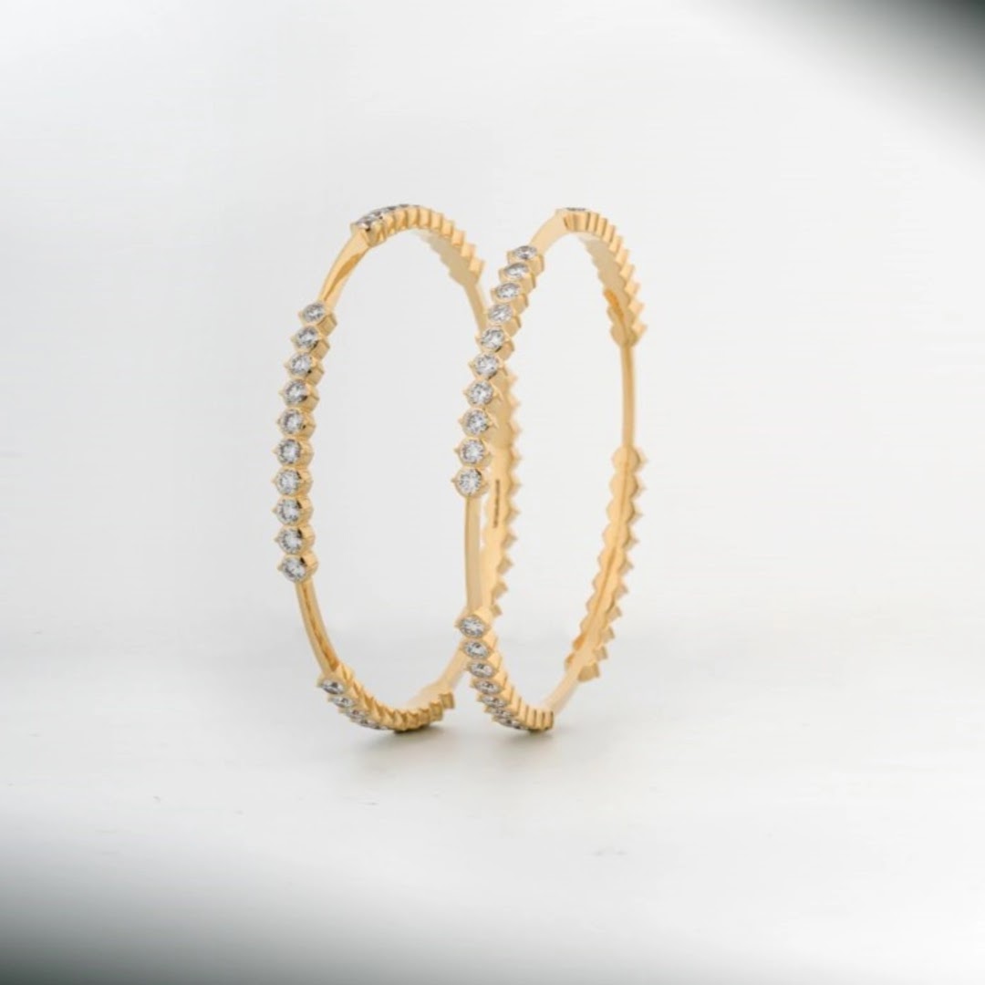 9.44 Ct Round Lab-Grown Diamond Bangle — view 1