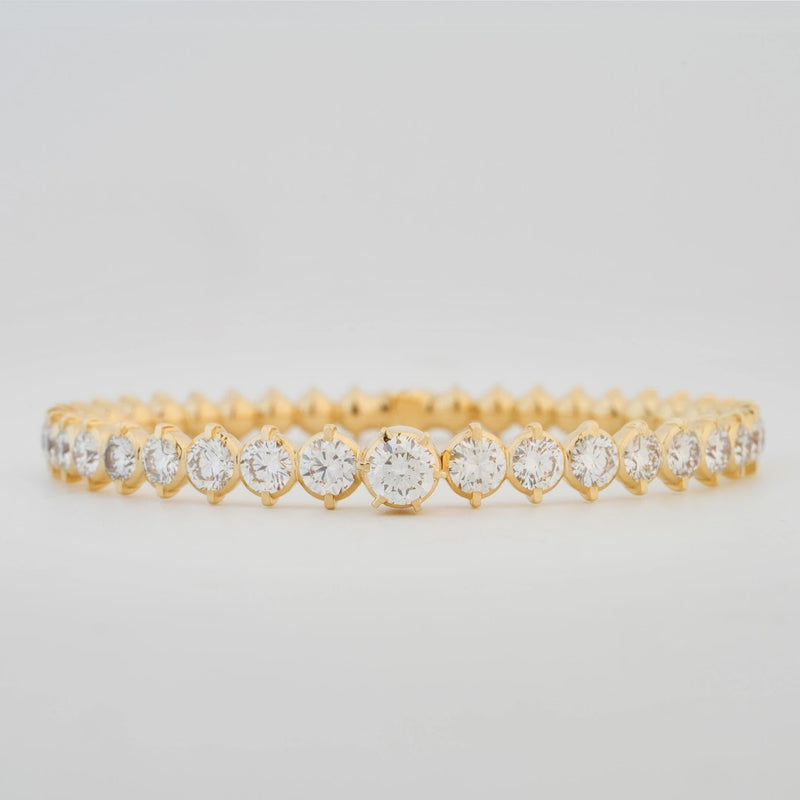 19.89 Ct Round Lab-Grown Diamond Bangle — view 2