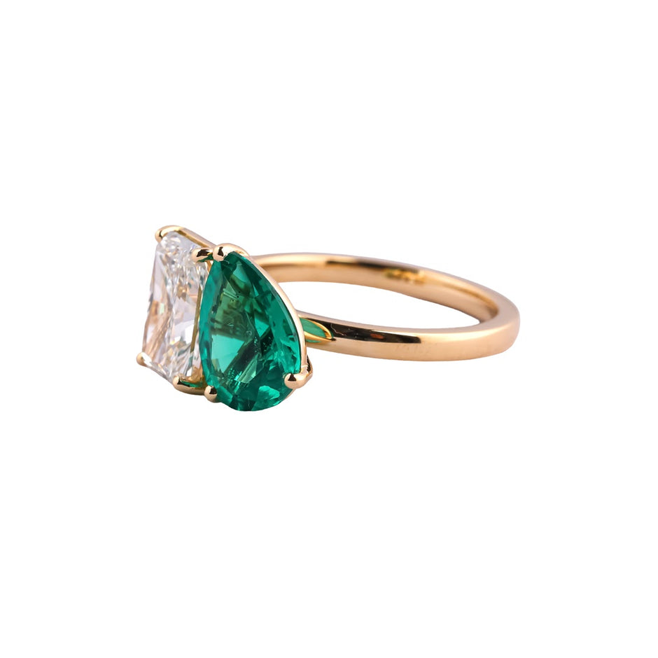 Verdant Duet Radiant & Pear Toi et Moi Ring — view 2