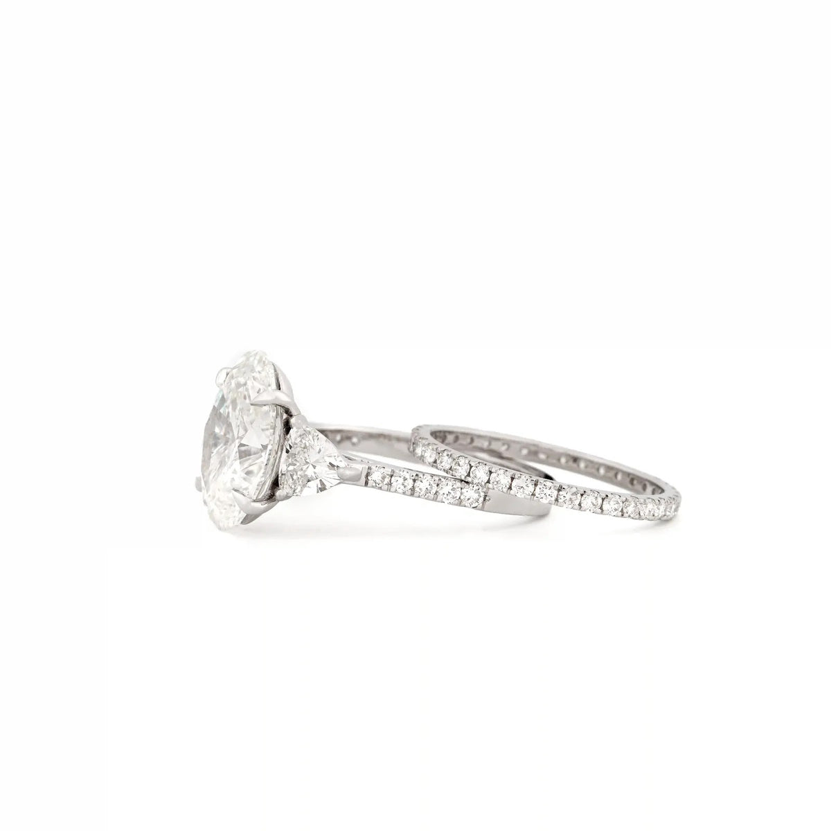 Vela Oval Pear-Side Split-Shank Ring — profile view