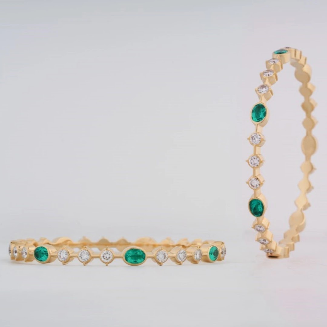 7.57 Ct Round Lab-Grown Diamond with 9.26 Ct Lab-Grown Colourstone Bangle — view 2