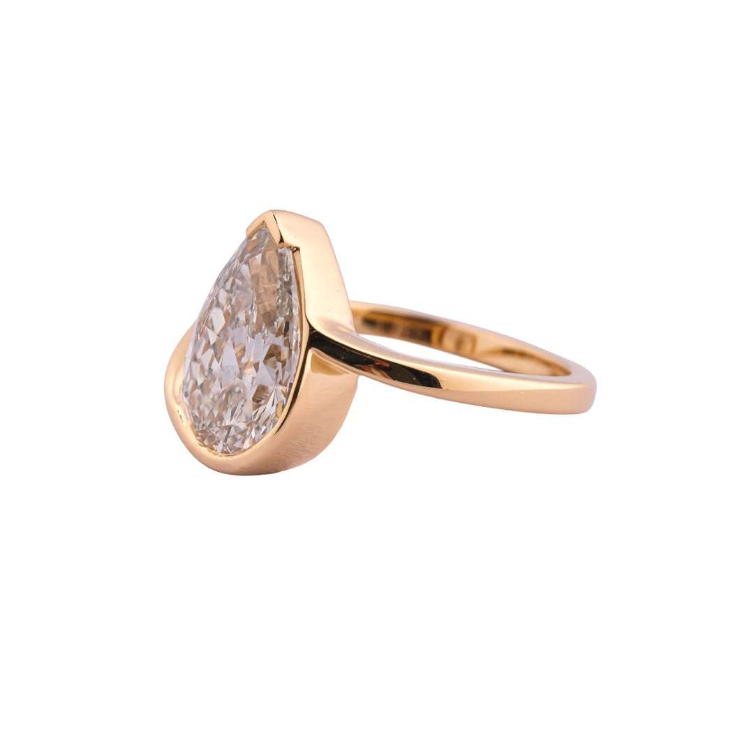 Contour Pear Architectural Bezel Ring — view 2