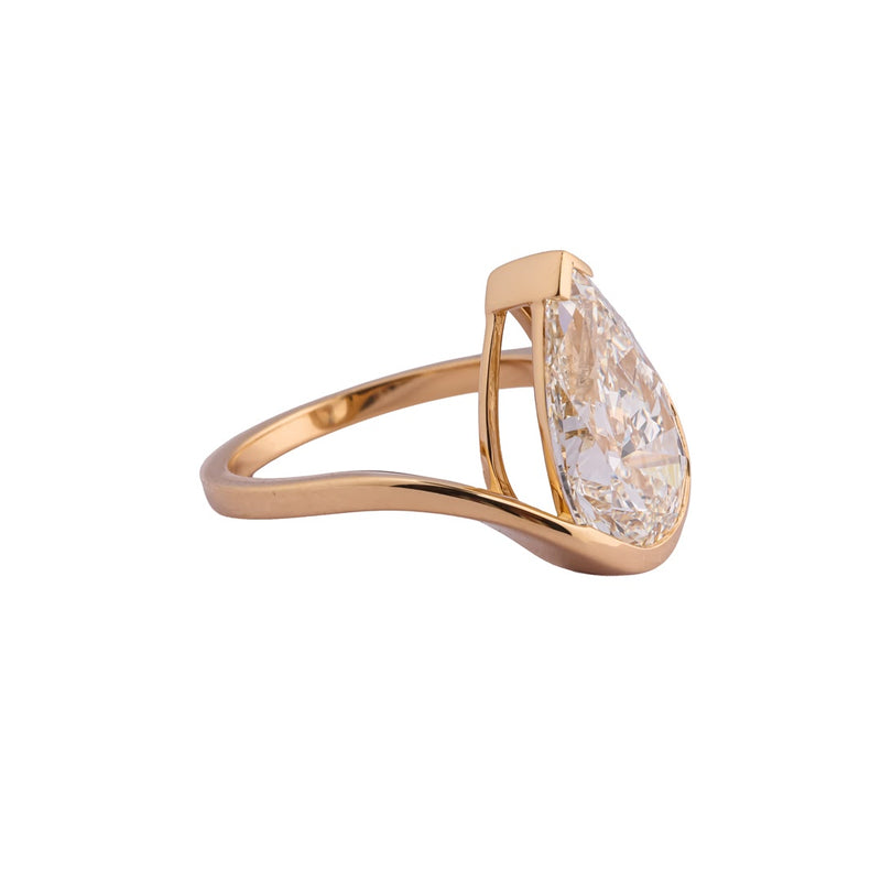 Sculpted Pear Orbit Bezel Ring — view 4
