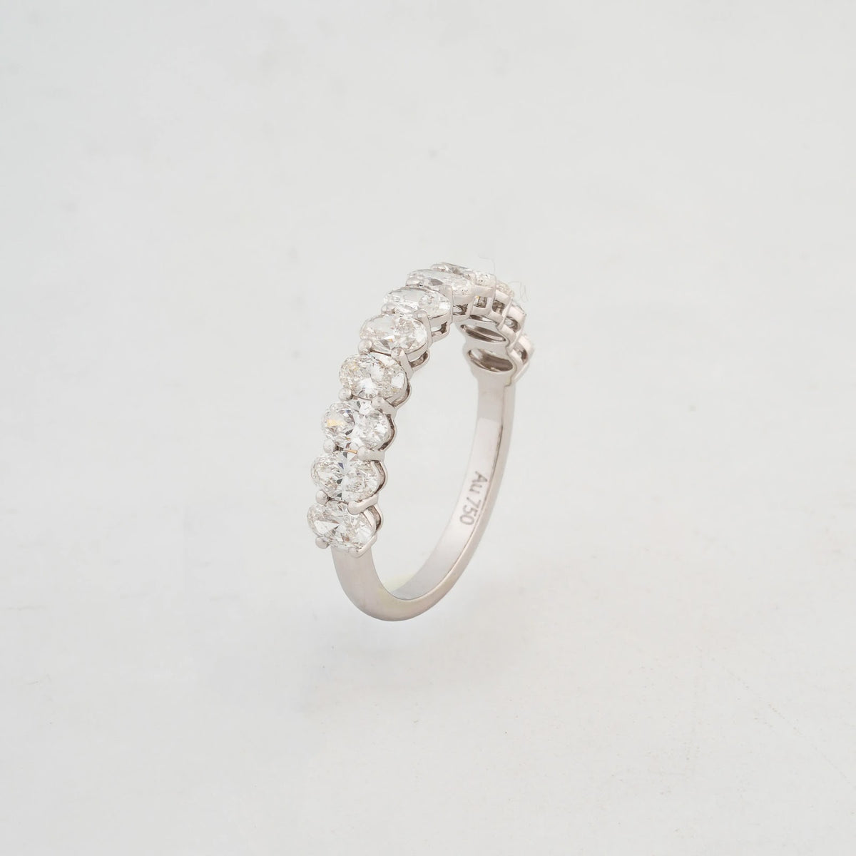 Lumina Graduated Round Diamond Band — angled view