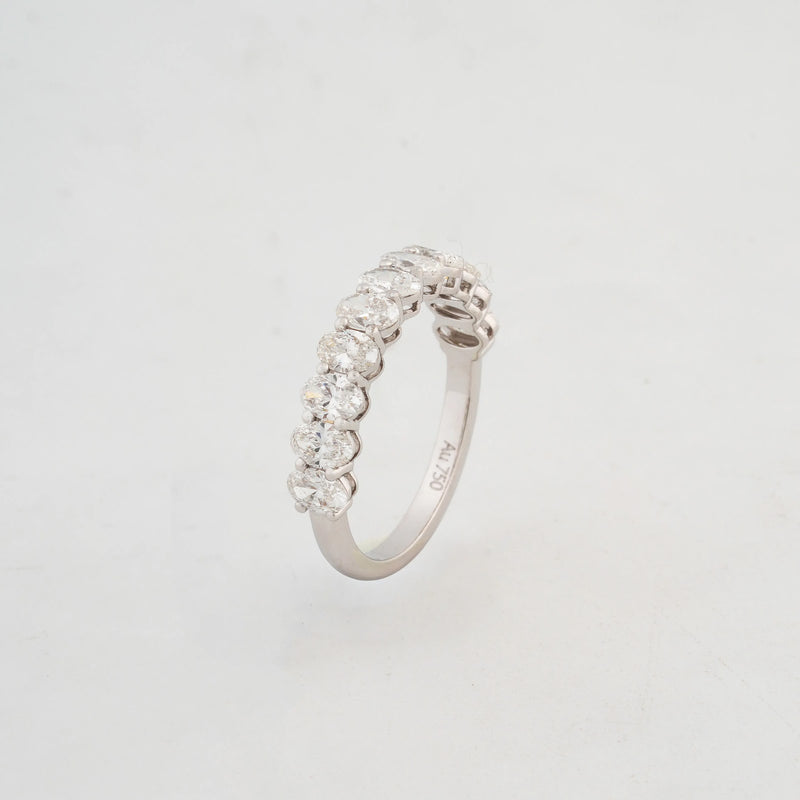 Lumina Graduated Round Diamond Band — angled view