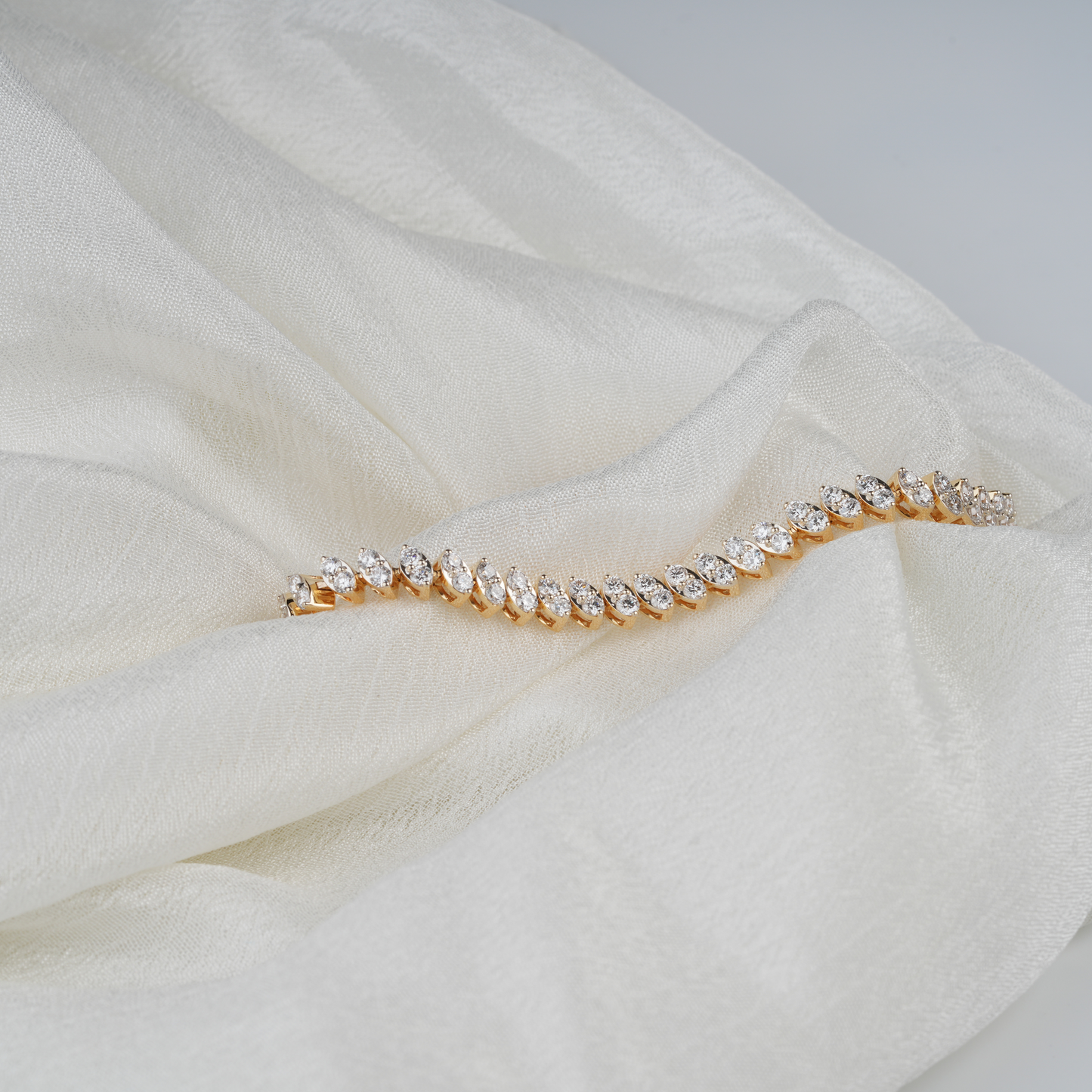 Sparkling 4 Carat Timeless Round Lab Diamond Bracelet For Women
