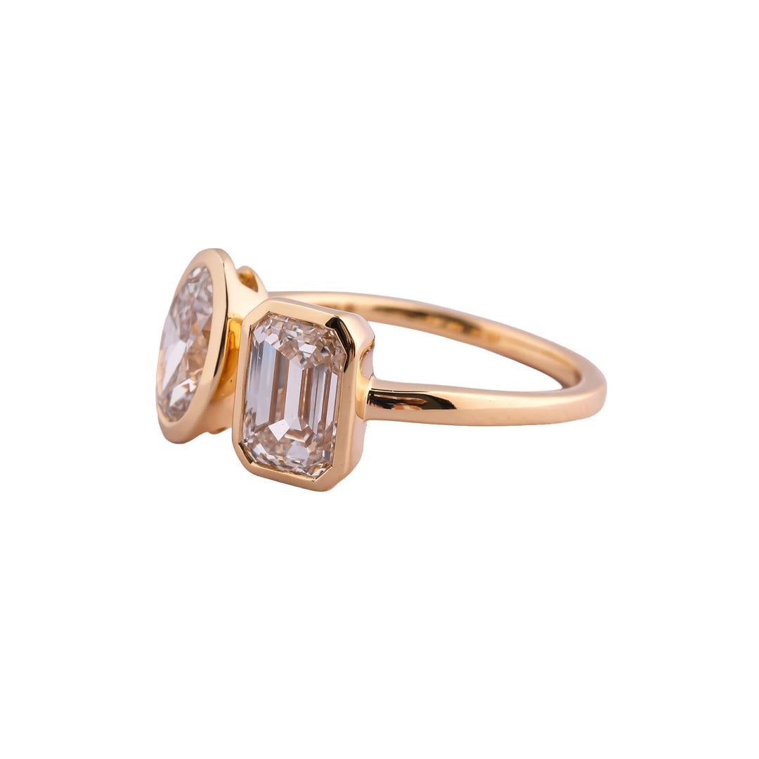 Duet Deco Oval & Emerald Bezel Ring — view 2