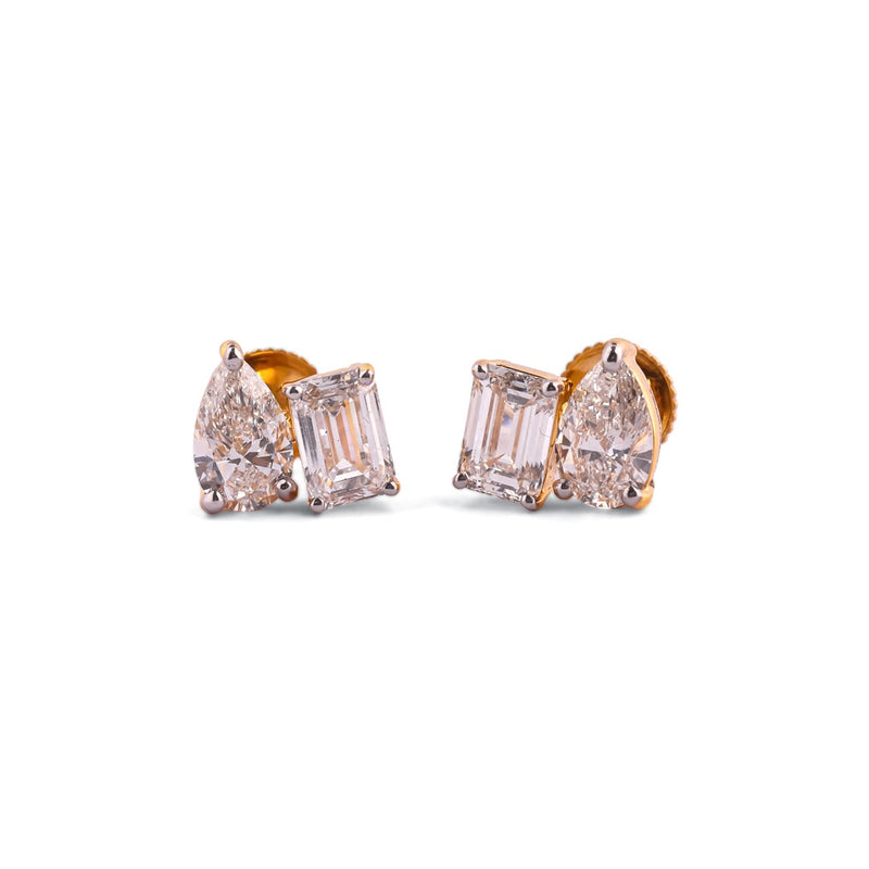 Duette Élise Pear & Emerald Toi et Moi Diamond Stud Earrings – view 3