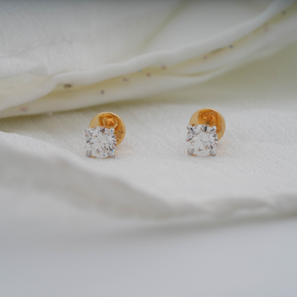 Classic Gold Studs in 2 Carat Lab Diamond