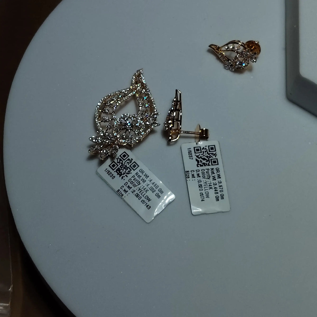 5237 Pendant Set