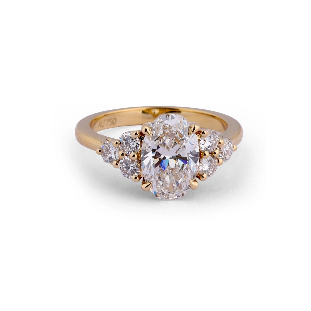 Oval-centre lab-grown diamond ring with round side accents - design VLR-1916