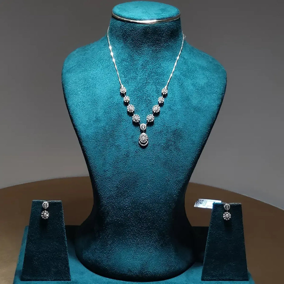 8919 Necklace Set
