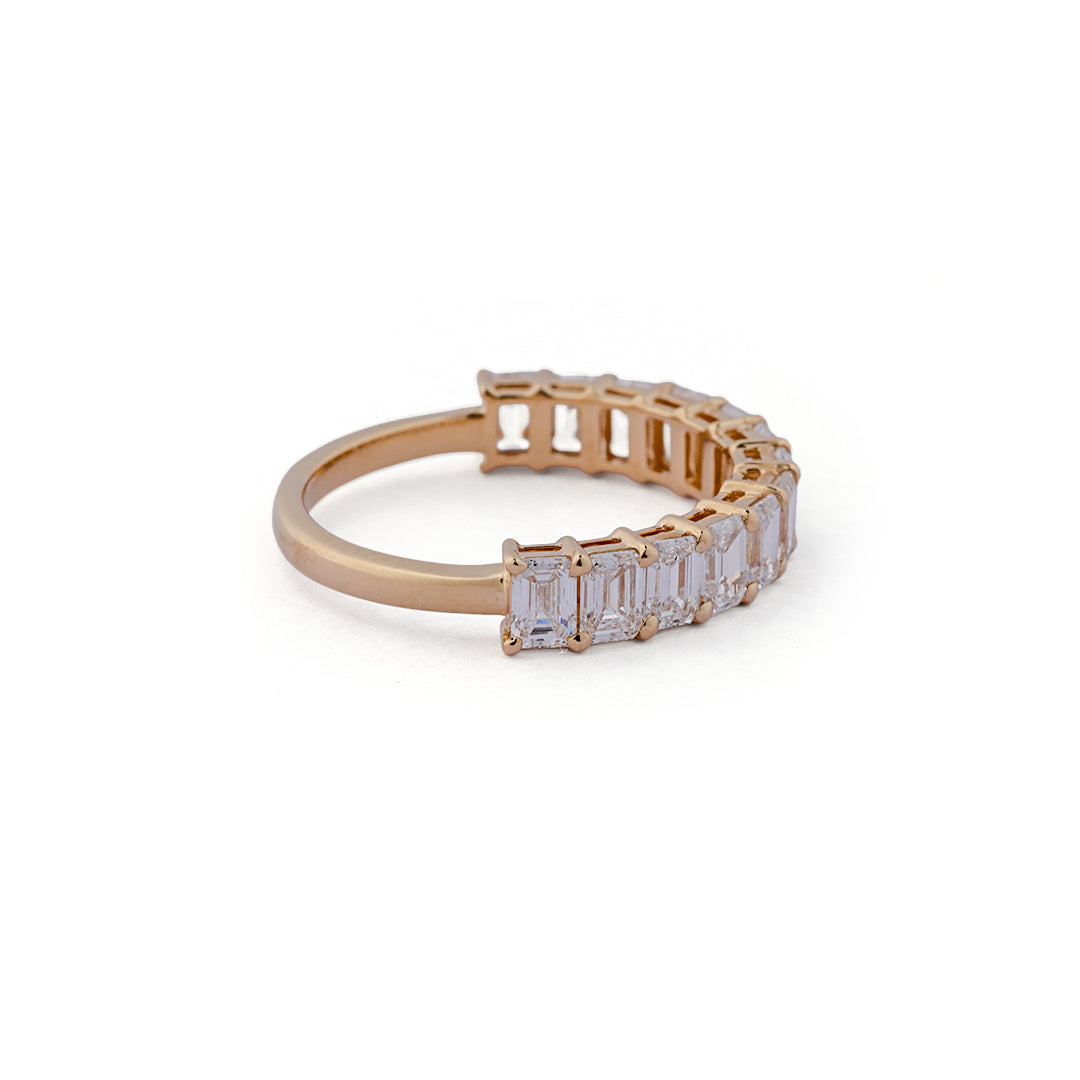 Emerald-cut lab-grown diamond half-eternity band - design VLR-1877