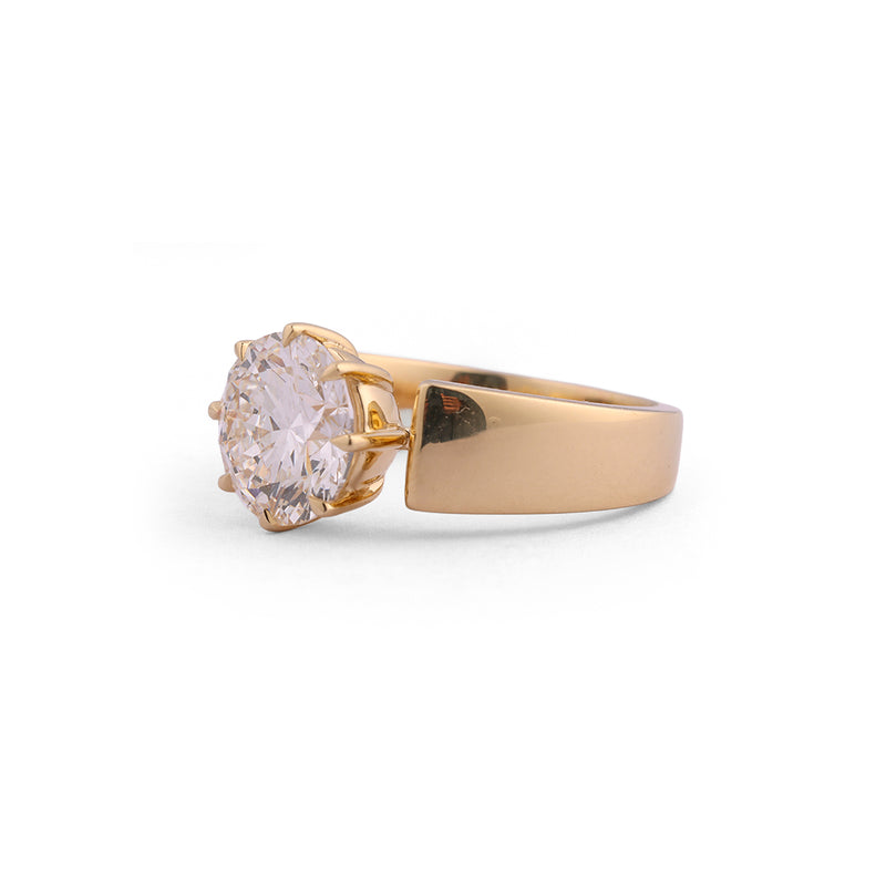 Round solitaire lab-grown diamond ring with sculpted shoulders - design VLR-1934