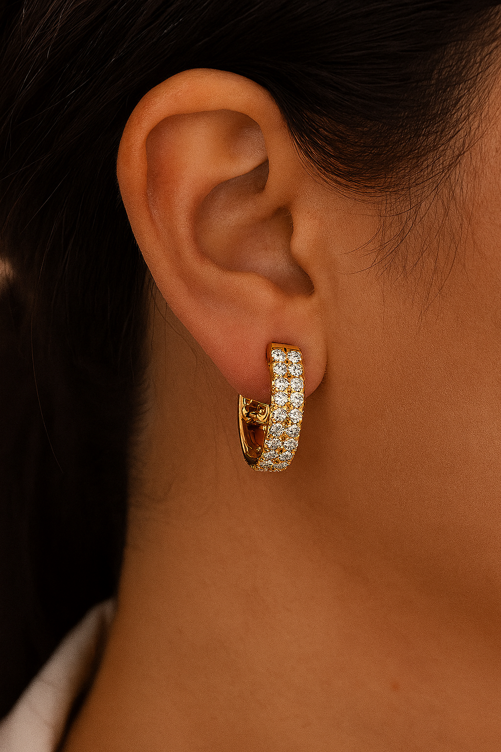 Royal Band Lab Diamond Earrings – Dazzling Gold Grid Style for Glam Looks