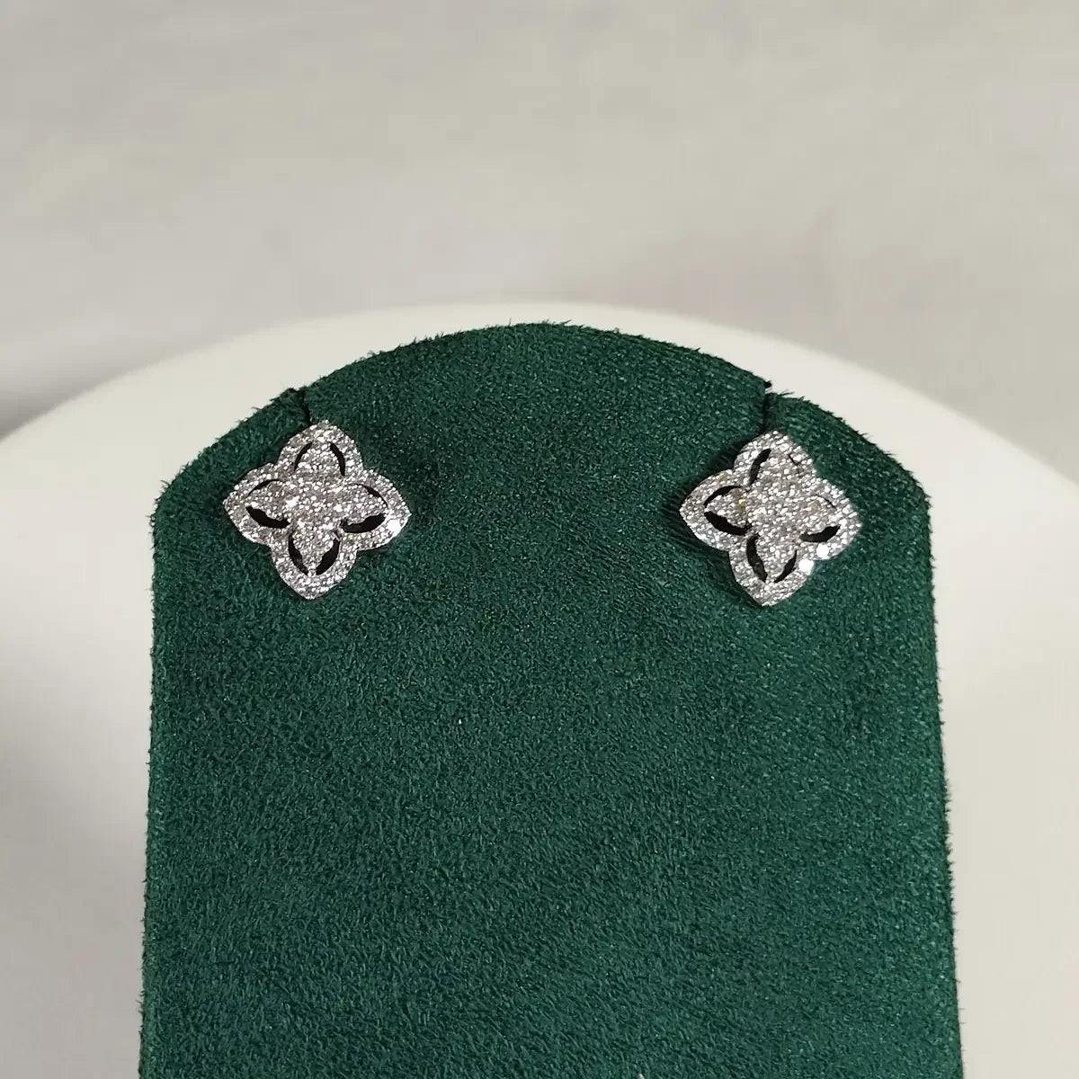 584 Earring