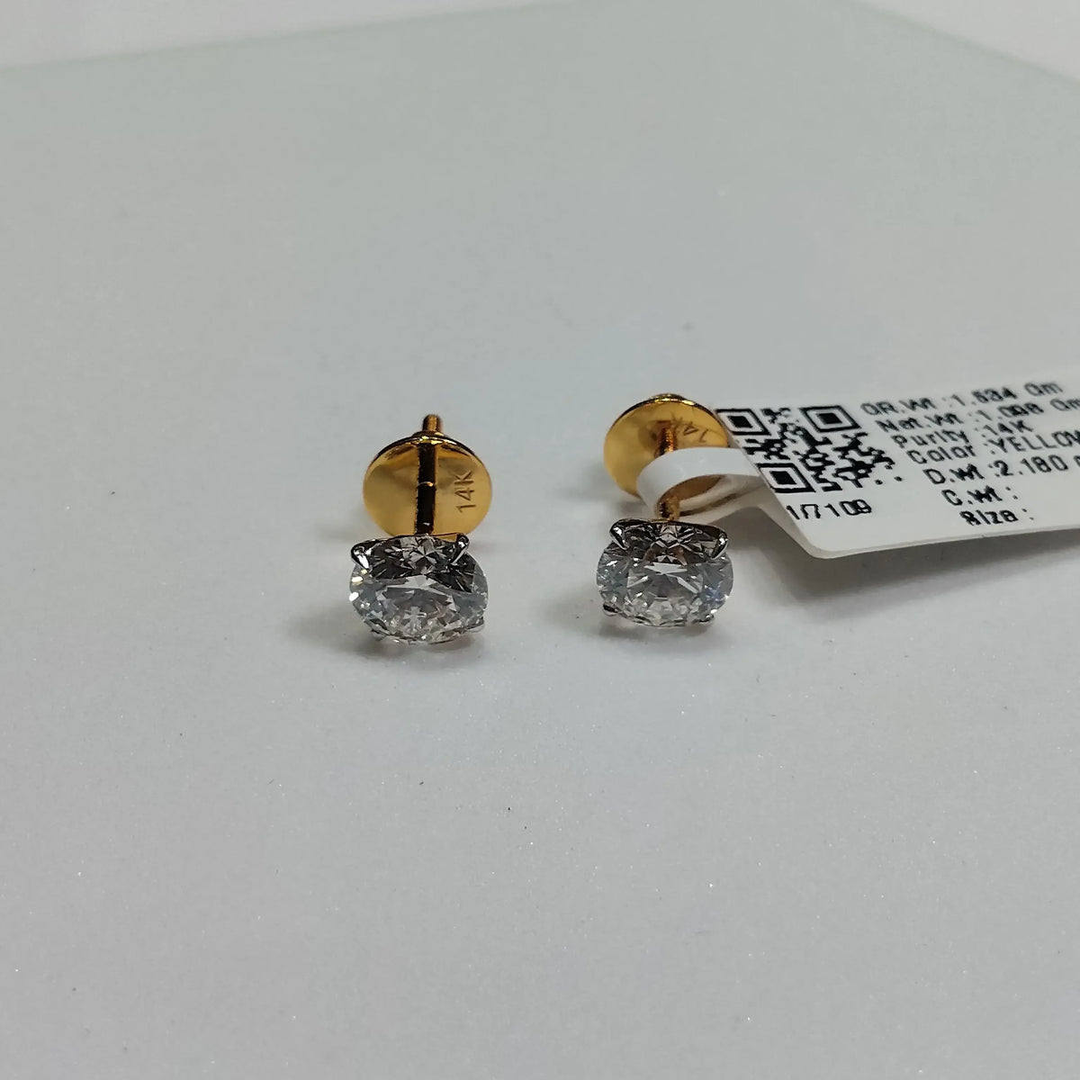7109 Earring
