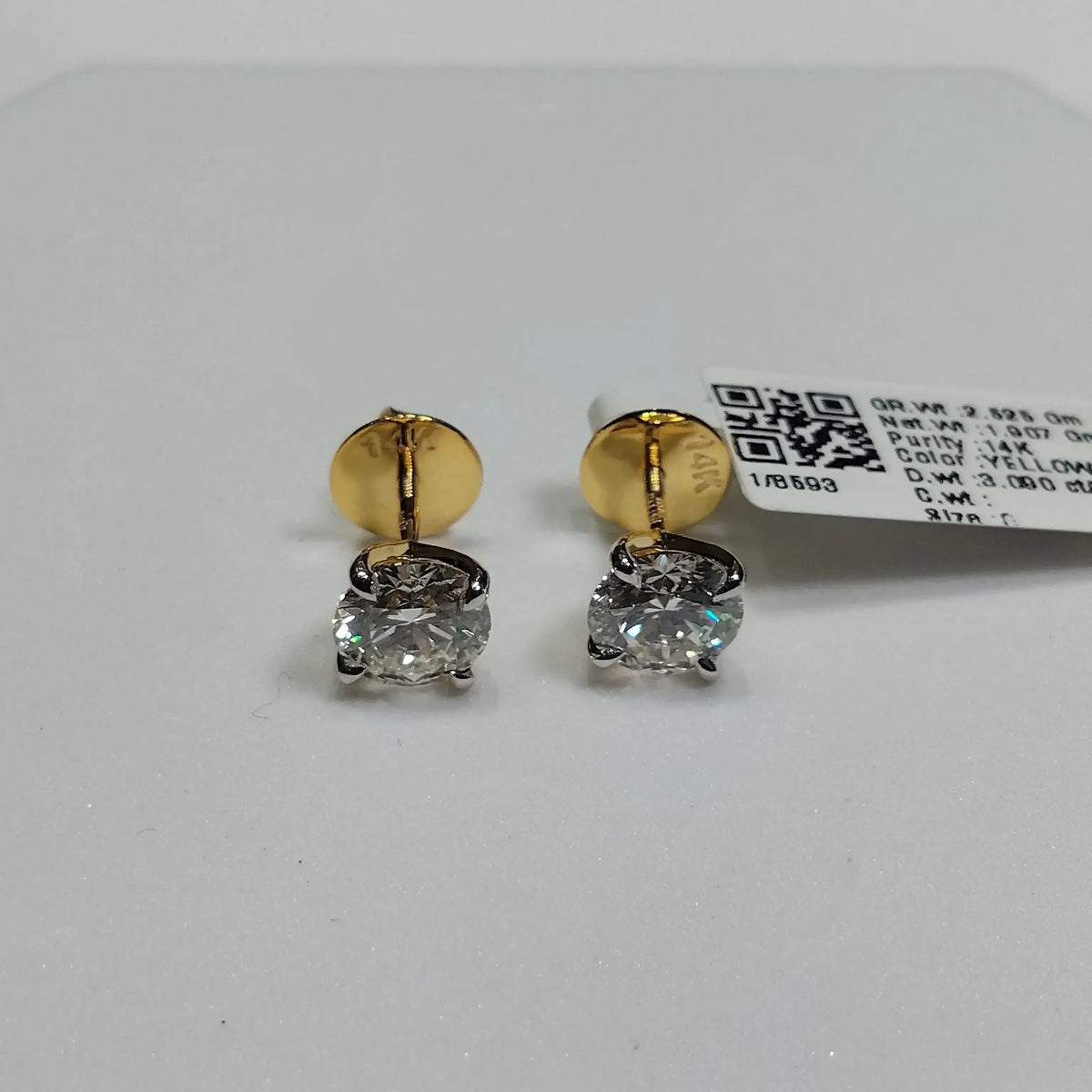 8593 Earring