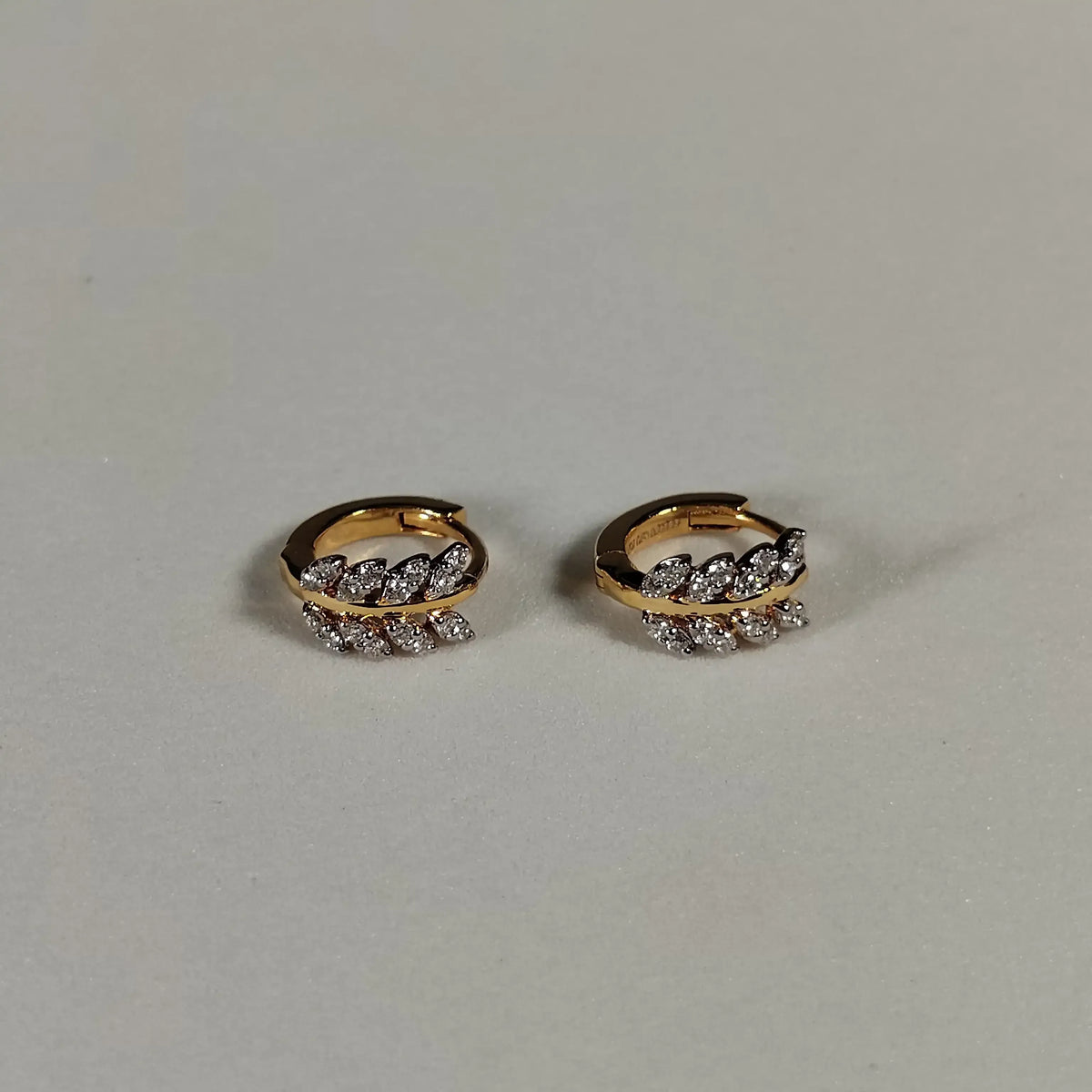 8663 Earring