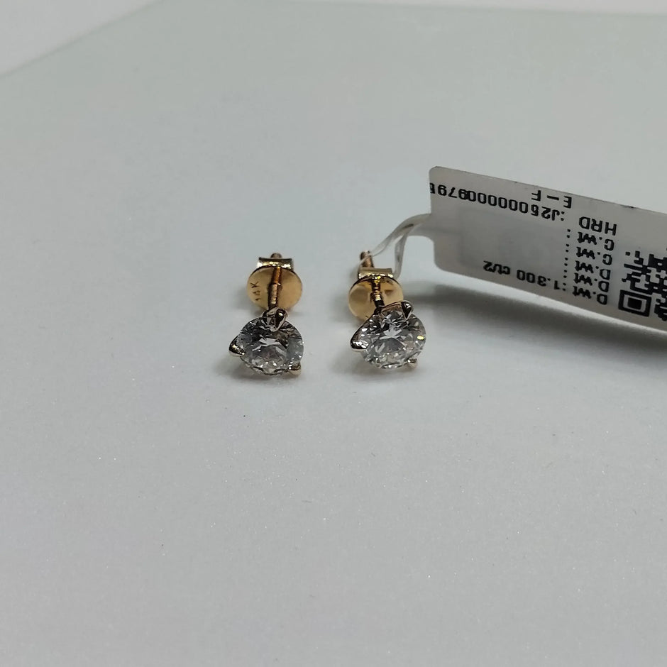 1697 Earring