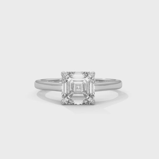 ChicSquare – Asscher Solitaire Ring in 2 Carat Lab Diamond