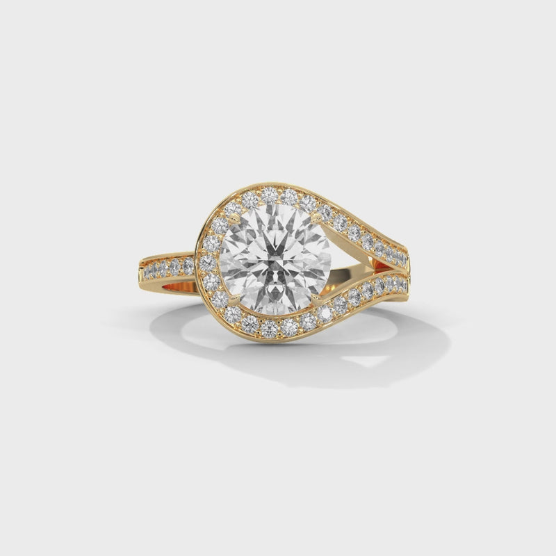 Antique Classic Round Halo Engagement Ring For Women in 2 Carat Lab Diamond