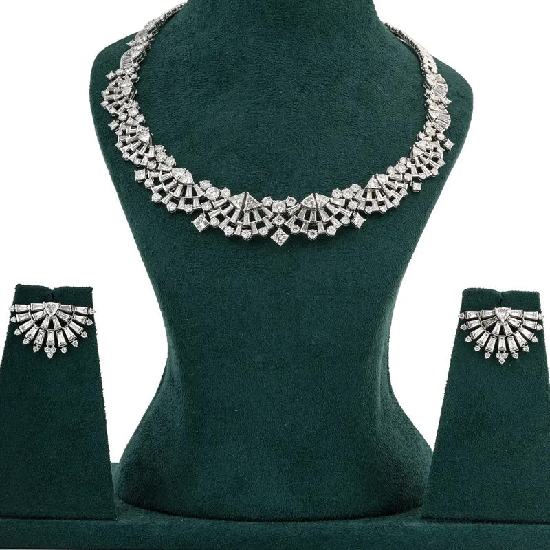 Fan Motif Mixed-Cut Diamond Necklace Set — front view