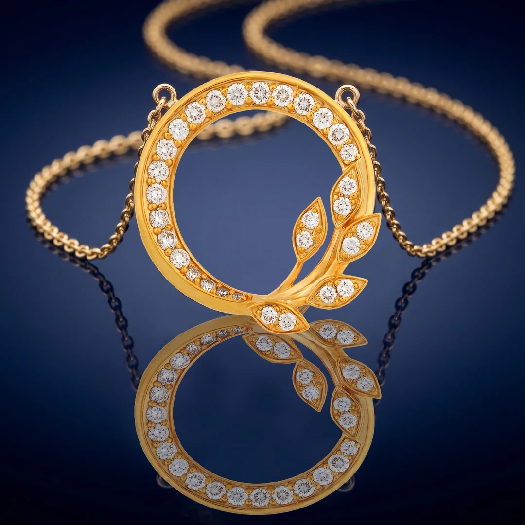 Botanical Circle Diamond Necklace — view 3